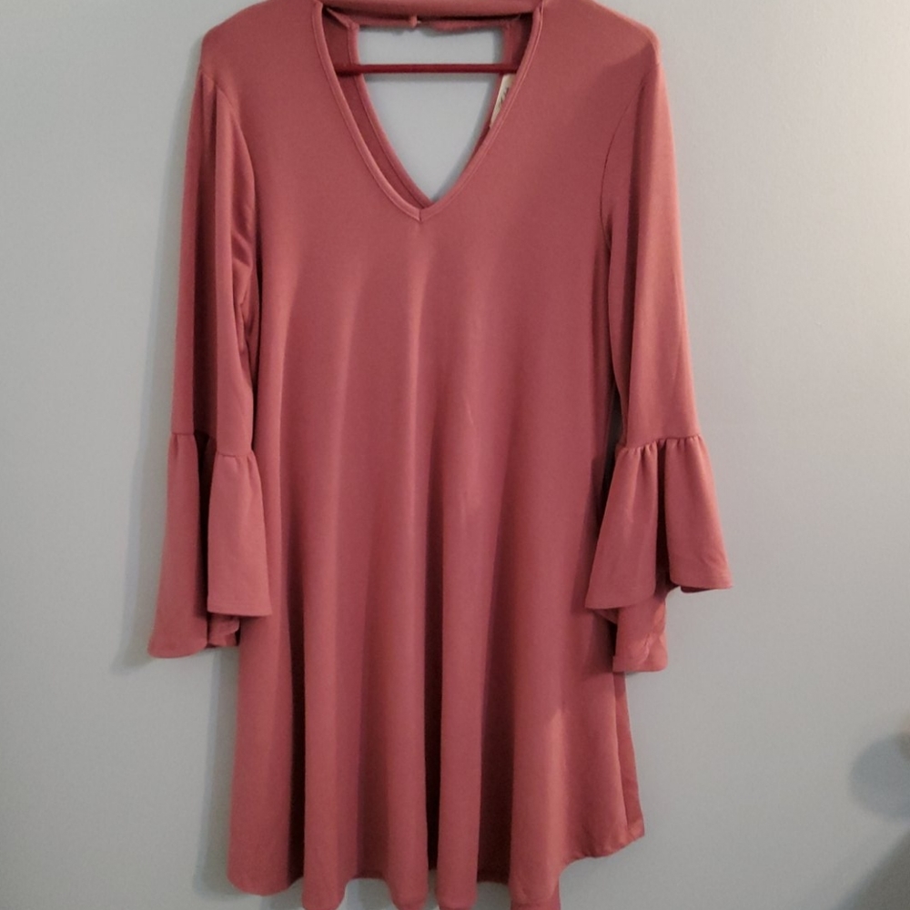 Andree by Unit mauve flutter sleeve dress size L